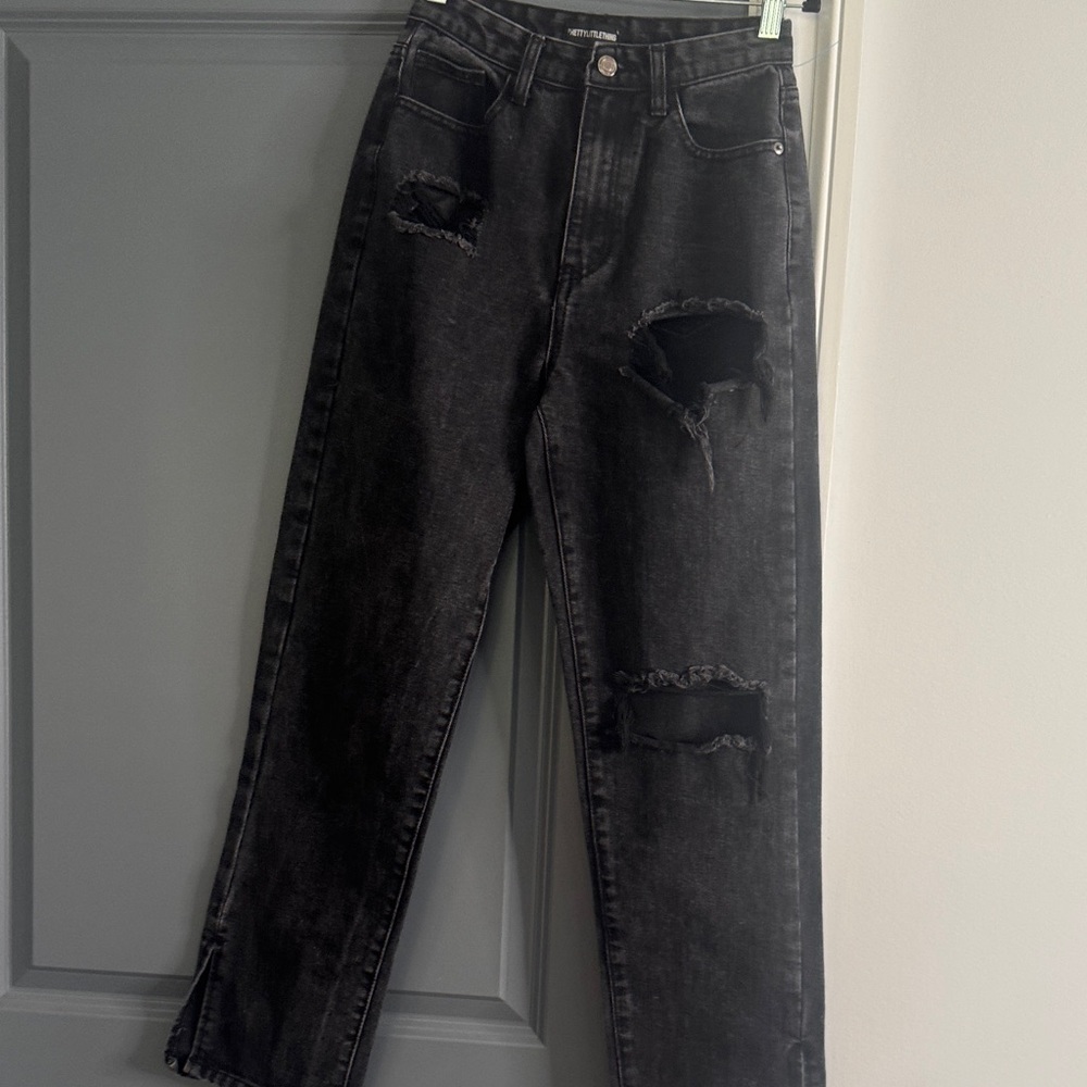 PrettyLittleThing Black Distressed Jeans